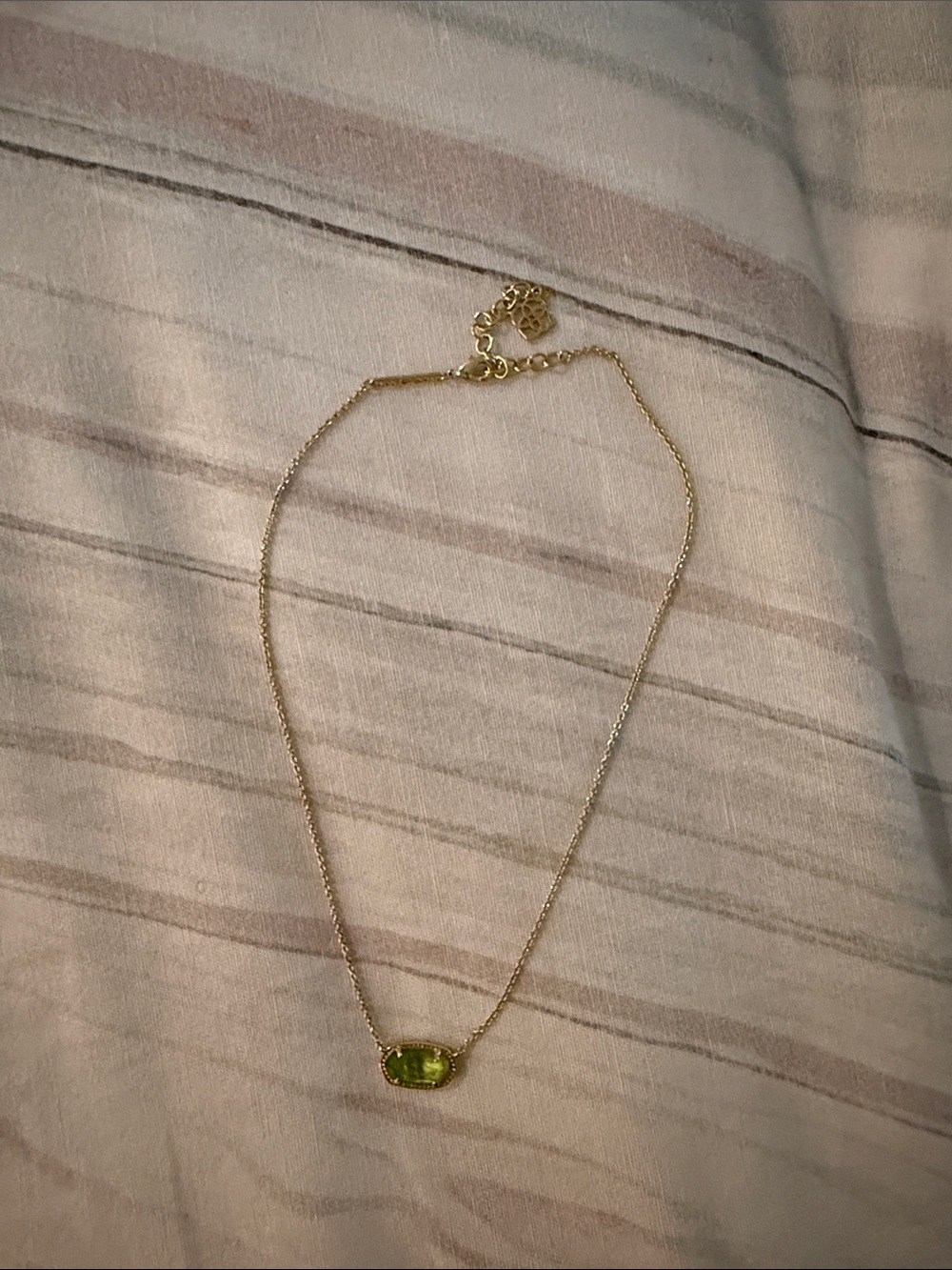 Kendra Scott Gold Chain Necklace with Green Gemstone Peridot Pendant
